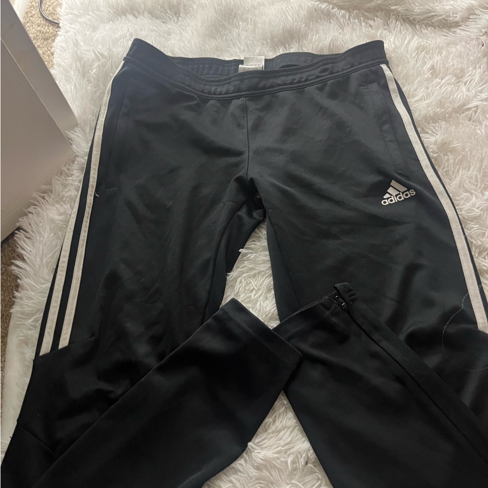 Worn a few too short for me now, strings missing